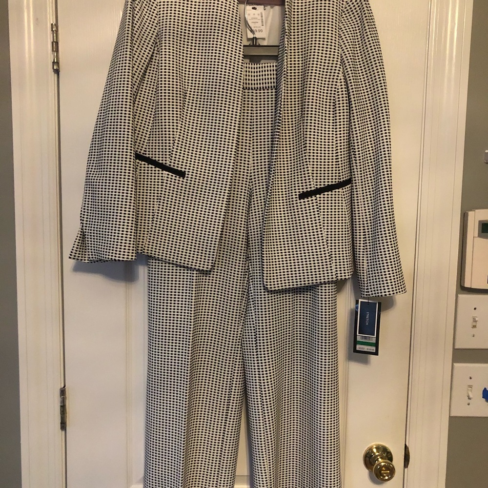 Nine West 2pc pants suit Pants M Jacket L